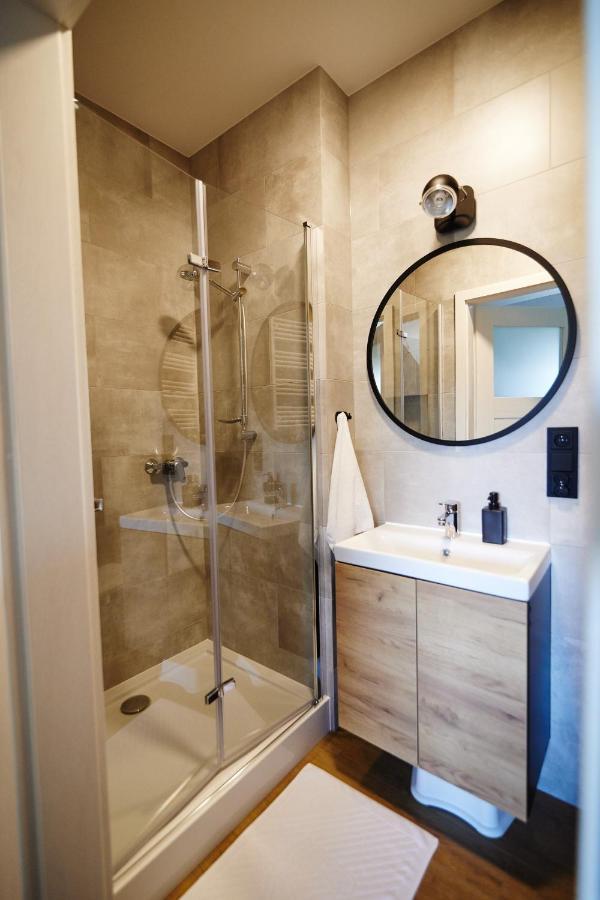 Dom Pod Jesionem Apartment Jaroszowice Bagian luar foto