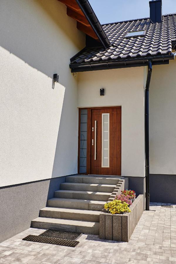 Dom Pod Jesionem Apartment Jaroszowice Bagian luar foto