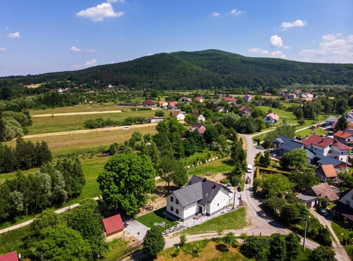 Dom Pod Jesionem Apartment Jaroszowice Bagian luar foto