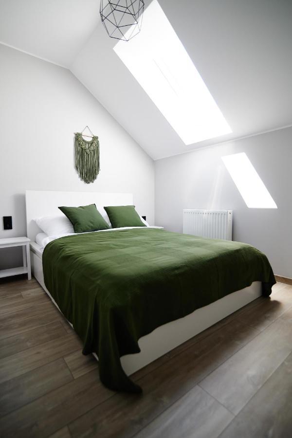 Dom Pod Jesionem Apartment Jaroszowice Bagian luar foto
